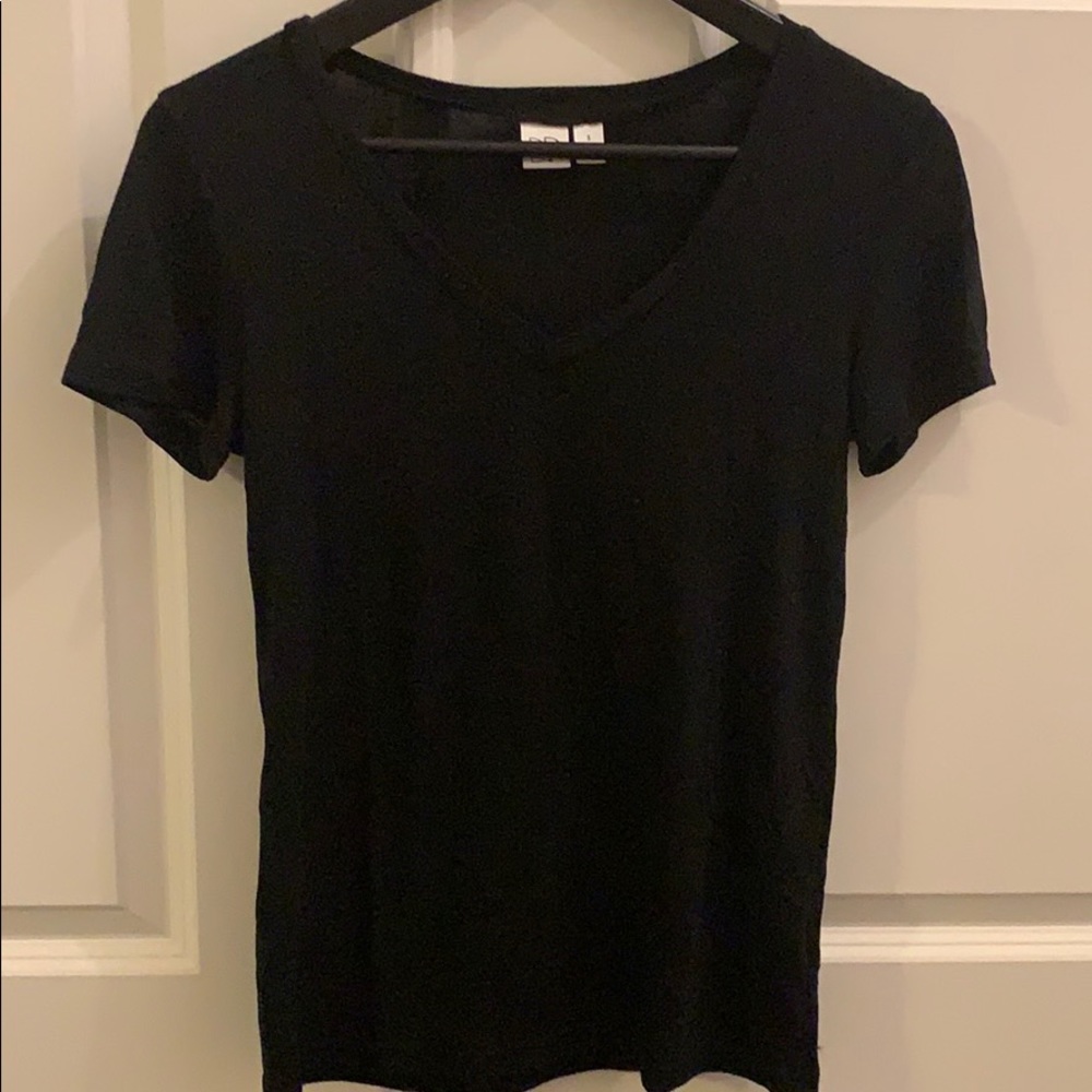 Nordstrom BP - v-neck black t-shirt - small